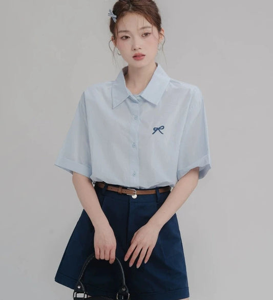 Relaxed Light color Blouse, Navy High-Waisted Shorts